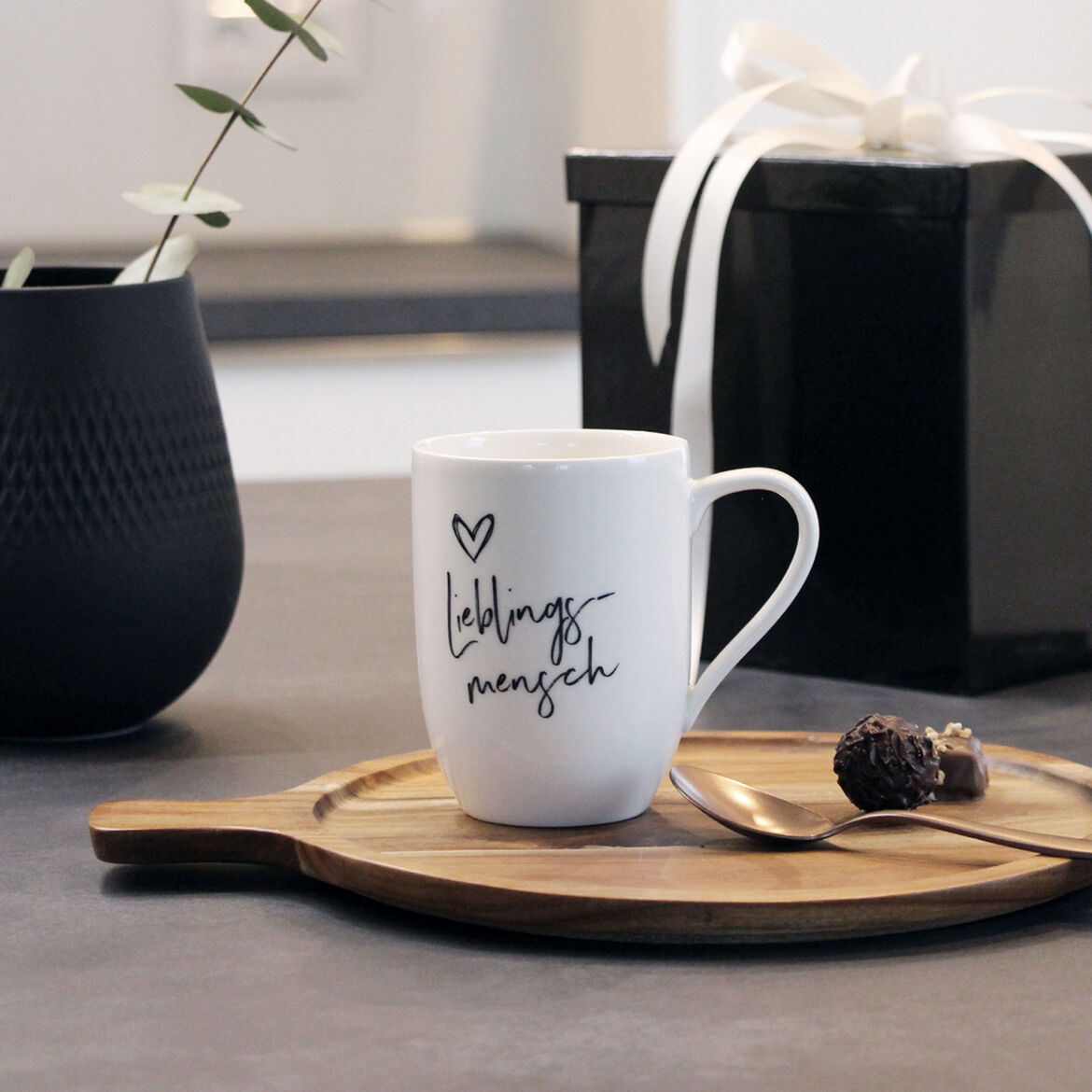 Villeroy & Boch Кружка 340 мл Lieblingsmensch біла For Me | https://grandposuda.com.ua