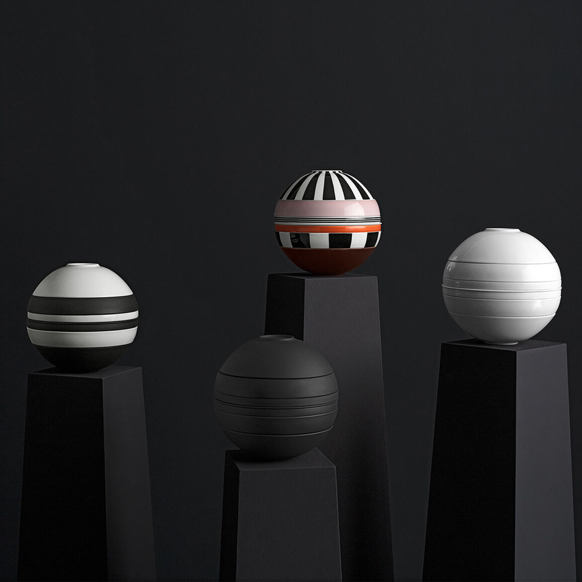 Villeroy & Boch Набір тарілок 7 предметів Black White La Boule | https://grandposuda.com.ua