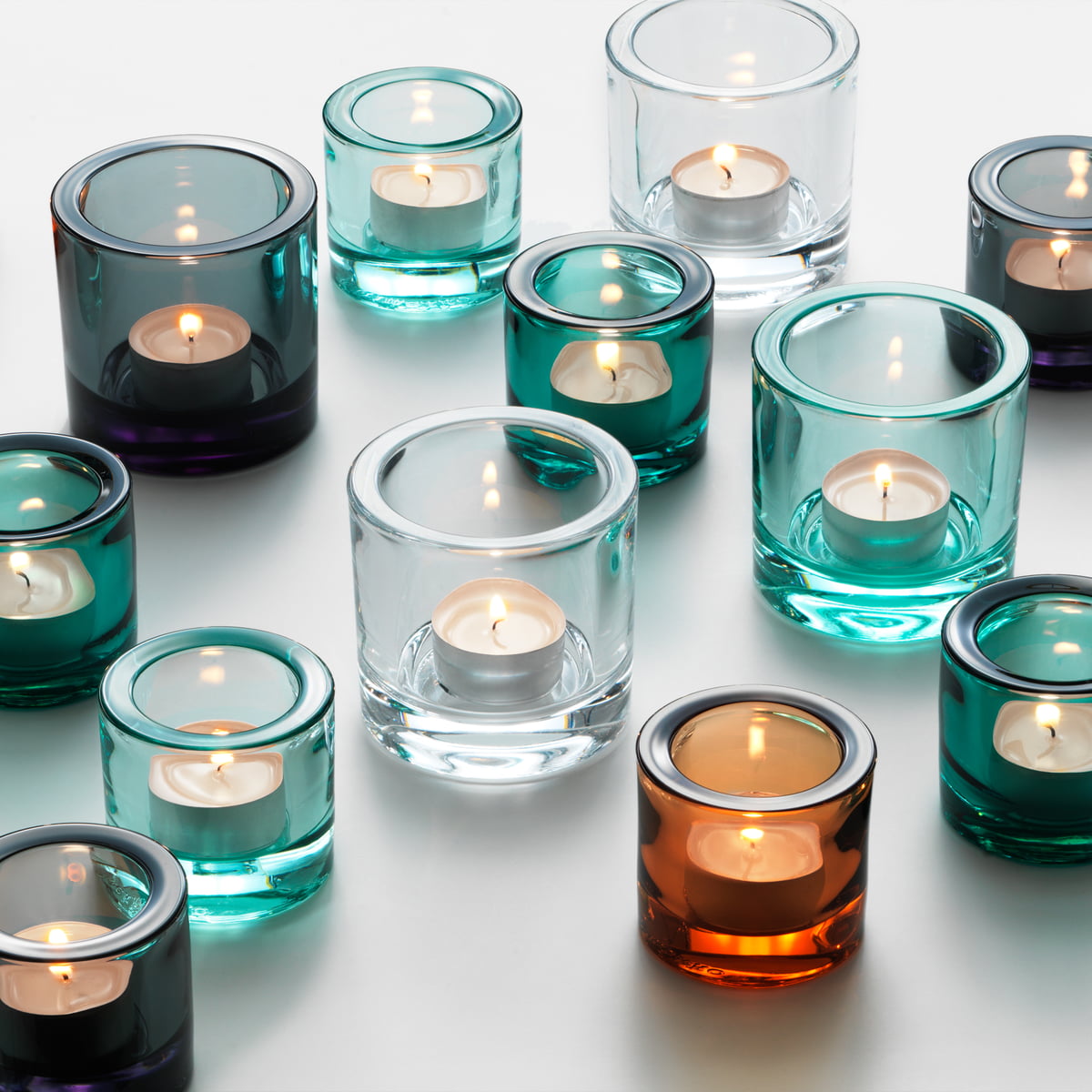 Iittala Підсвічник для чайної свічки 6,9х6 см сірий Kivi | https://grandposuda.com.ua