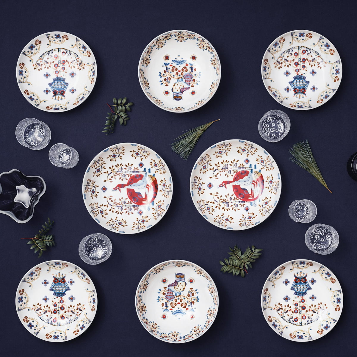 Iittala Тарілка Ø 22 см біла / мульти Taika | https://grandposuda.com.ua
