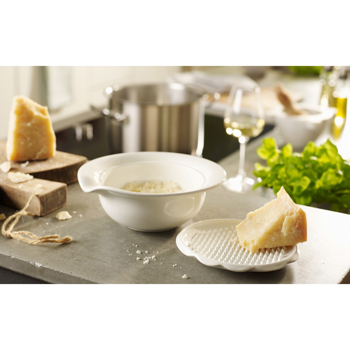 Villeroy & Boch Піала для сиру пармезан з кришкою / кришка-терка Pasta Passion | https://grandposuda.com.ua