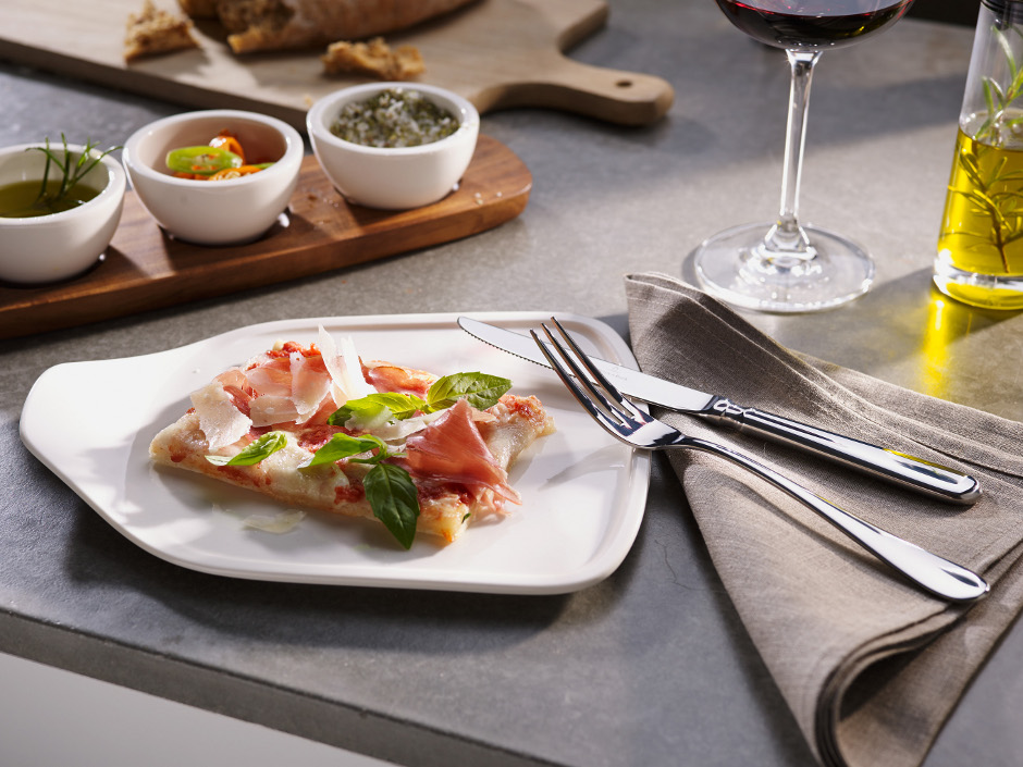 Villeroy & Boch Тарілка для піци 24,5 x 19,5 см Pizza Passion | https://grandposuda.com.ua