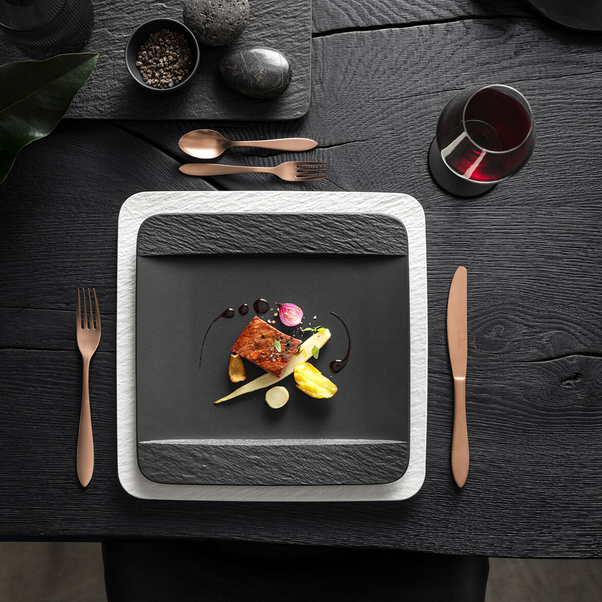 Villeroy & Boch Тарелка 28 см Black/Gray Manufacture Rock | https://grandposuda.com.ua