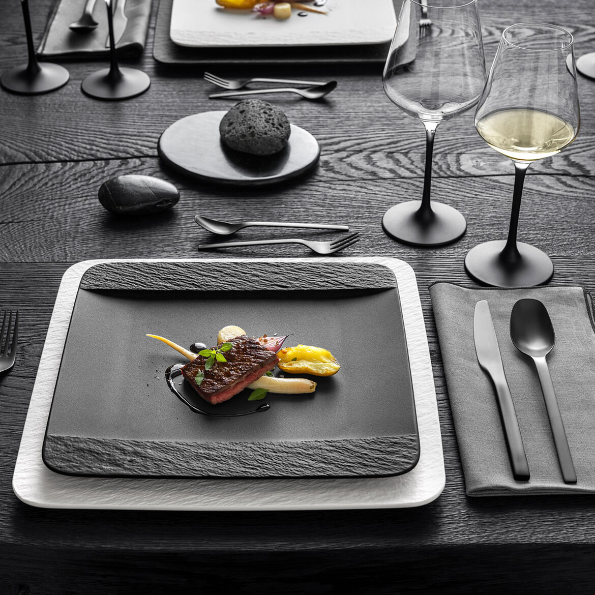 Villeroy & Boch Тарелка 28 см Black/Gray Manufacture Rock | https://grandposuda.com.ua