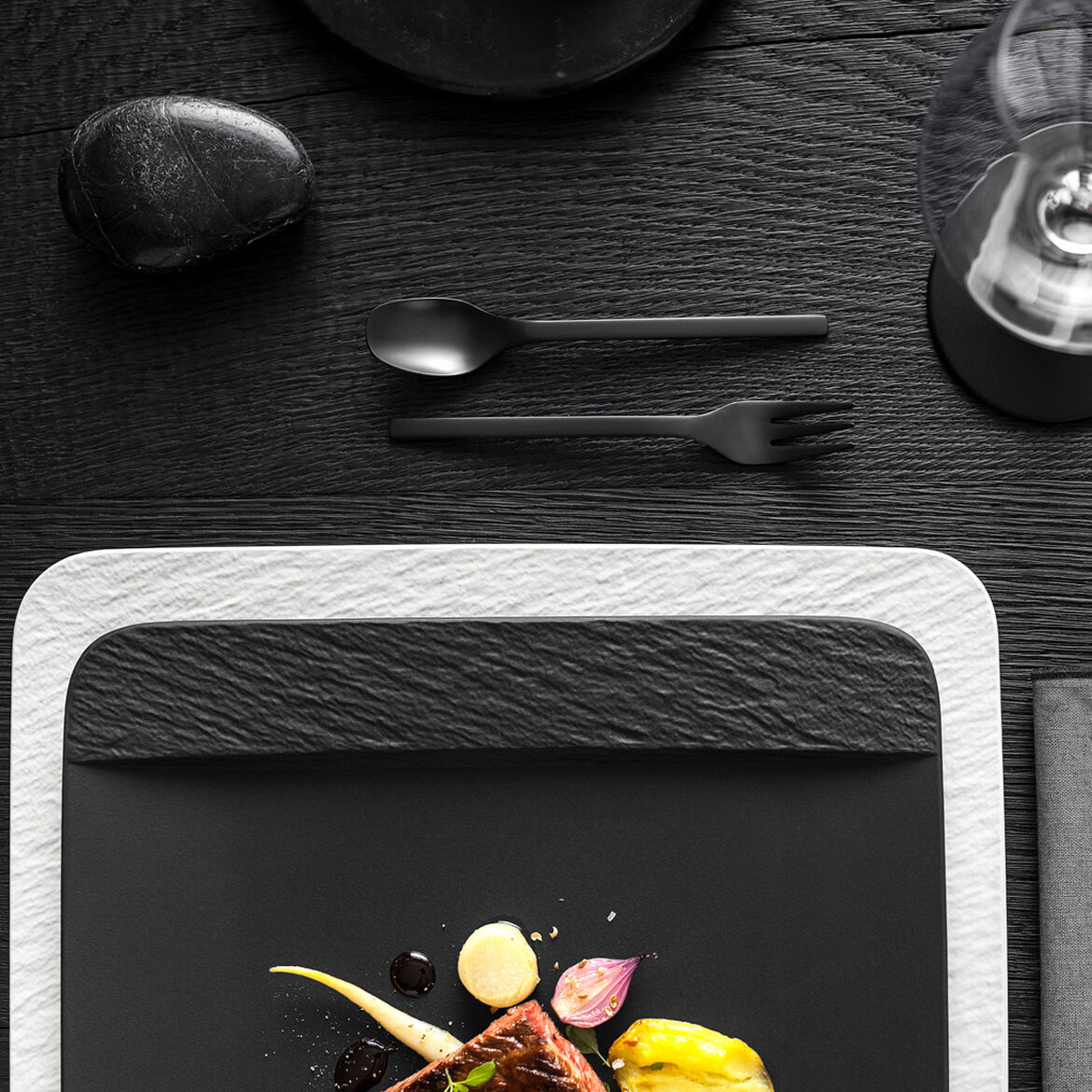Villeroy & Boch Тарілка 32,5 см White Manufacture Rock Blanc | https://grandposuda.com.ua