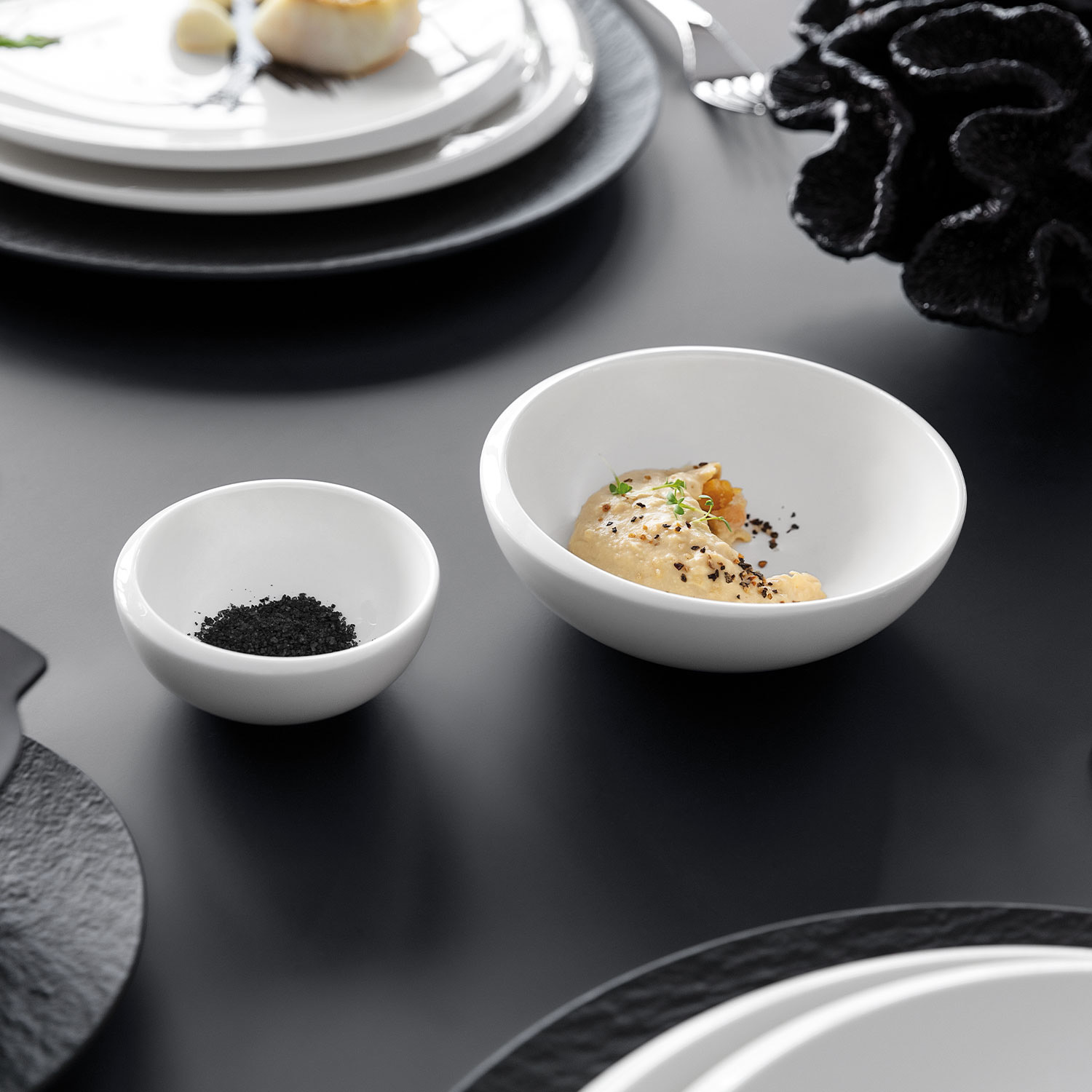 Villeroy & Boch Набір піал з прямокутною тарілкою 4 предмета NewMoon | https://grandposuda.com.ua