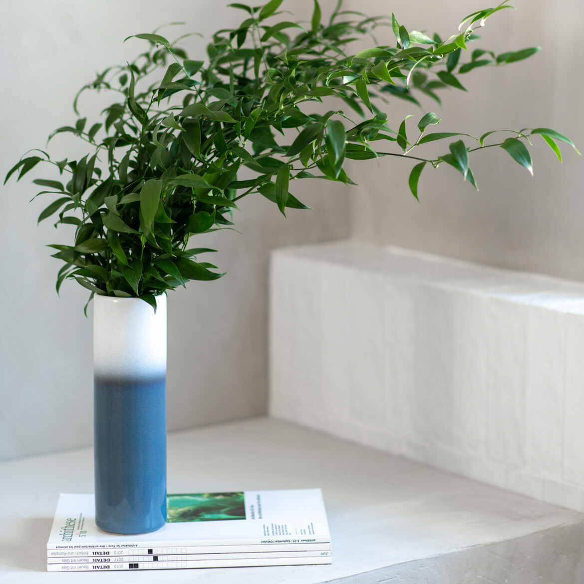 Villeroy & Boch Ваза 25 см Blue / White Cylinder Lave Home | https://grandposuda.com.ua