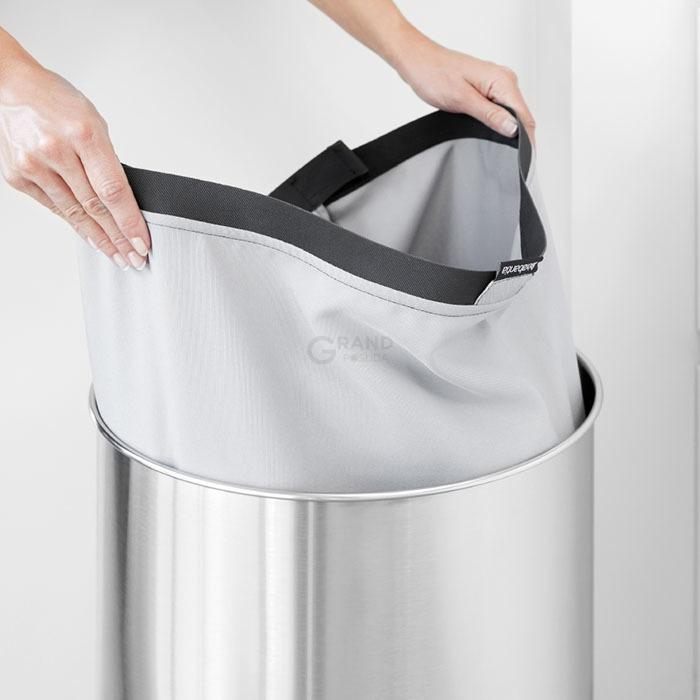 Brabantia Бак для білизни (60л) сталевий матовий з пластиковою кришкою | https://grandposuda.com.ua