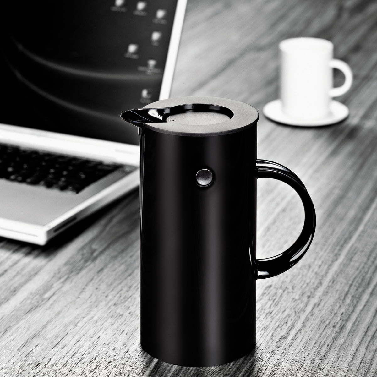 Термоглечик 0,5 л чорний EM 77 Stelton | https://grandposuda.com.ua