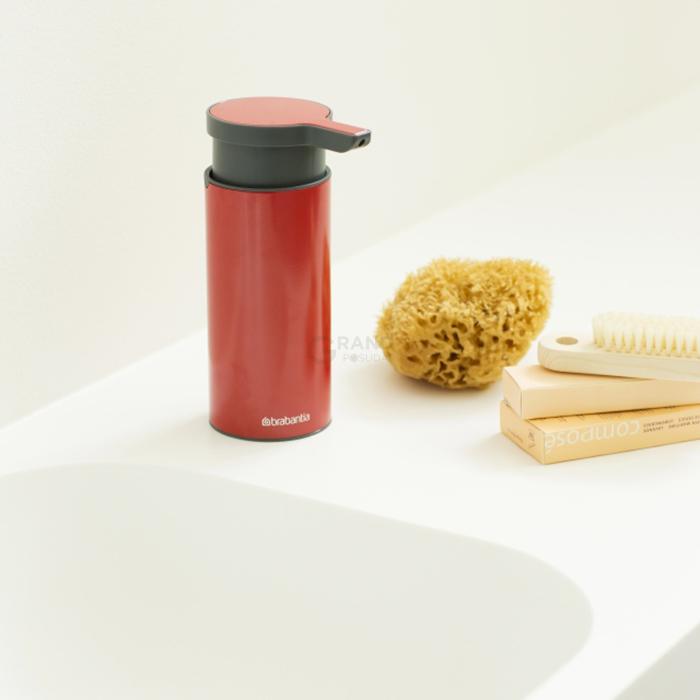 Brabantia Дозатор для рідкого мила червоний Classic | https://grandposuda.com.ua