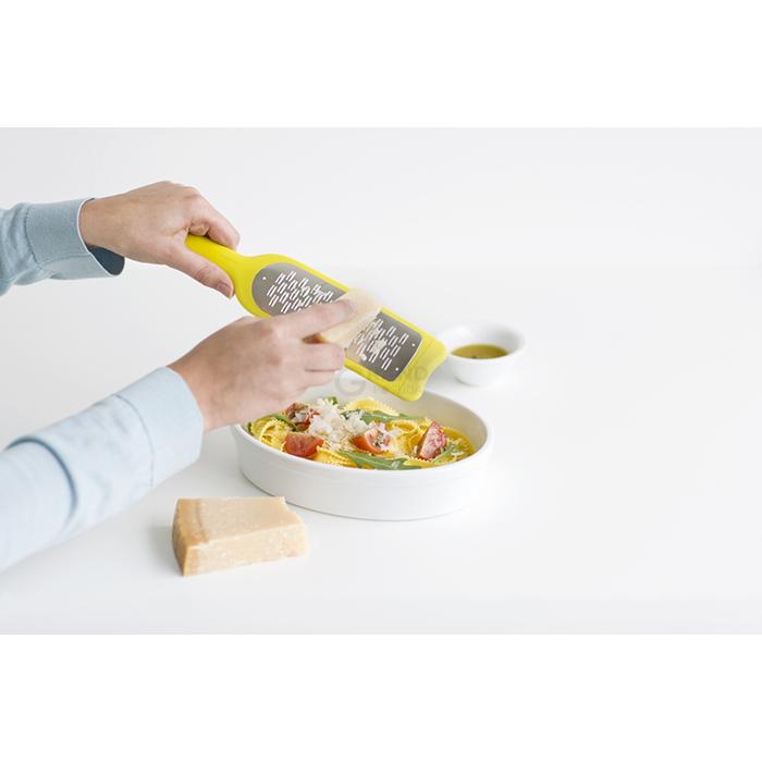 Brabantia Терка для нарізки скибочками 30 см жовта Tasty Colours | https://grandposuda.com.ua