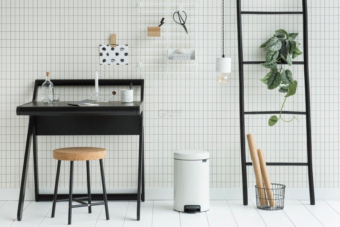 Brabantia Мусорный бак с педалью 12 л бесшумный белый NewIcon | https://grandposuda.com.ua
