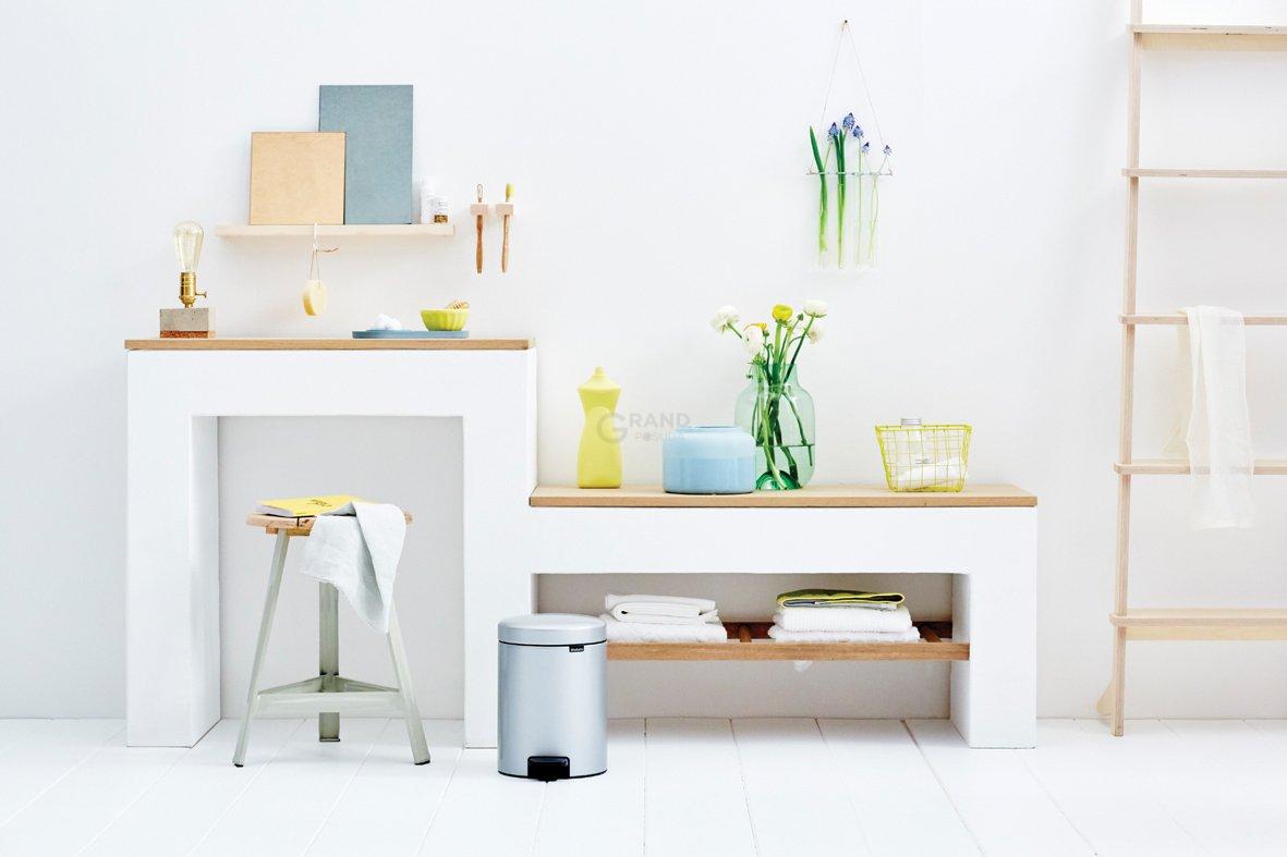 Brabantia Мусорный бак с педалью 5 л бесшумный серый металлик NewIcon | https://grandposuda.com.ua