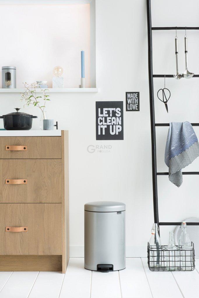 Brabantia Мусорный бак с педалью 20 л бесшумный серый металлик NewIcon | https://grandposuda.com.ua