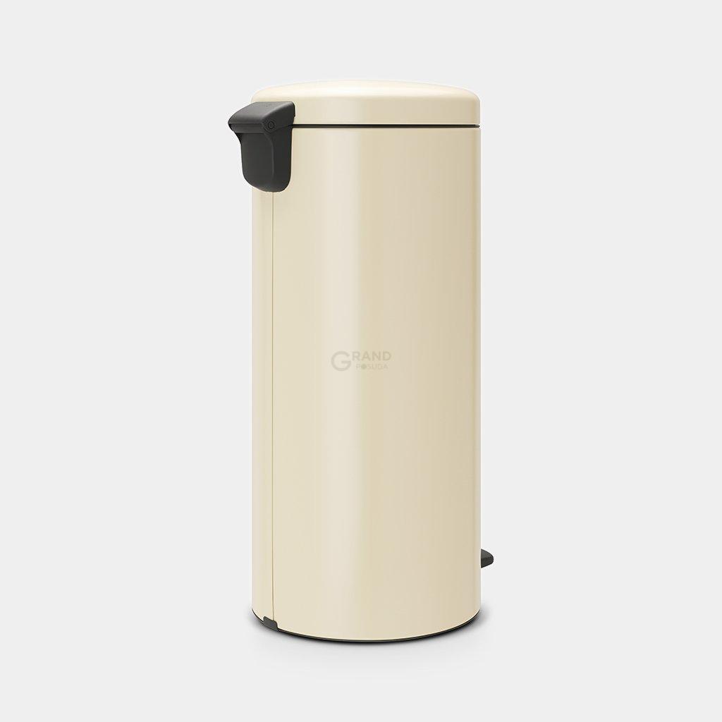 Brabantia Мусорный бак с педалью 30 л бесшумный миндальный NewIcon | https://grandposuda.com.ua