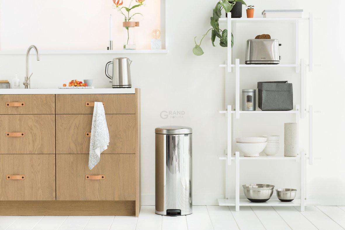 Brabantia Мусорный бак с педалью 30 л бесшумный с металлическим внутренним ведром стальной глянцевый NewIcon | https://grandposuda.com.ua