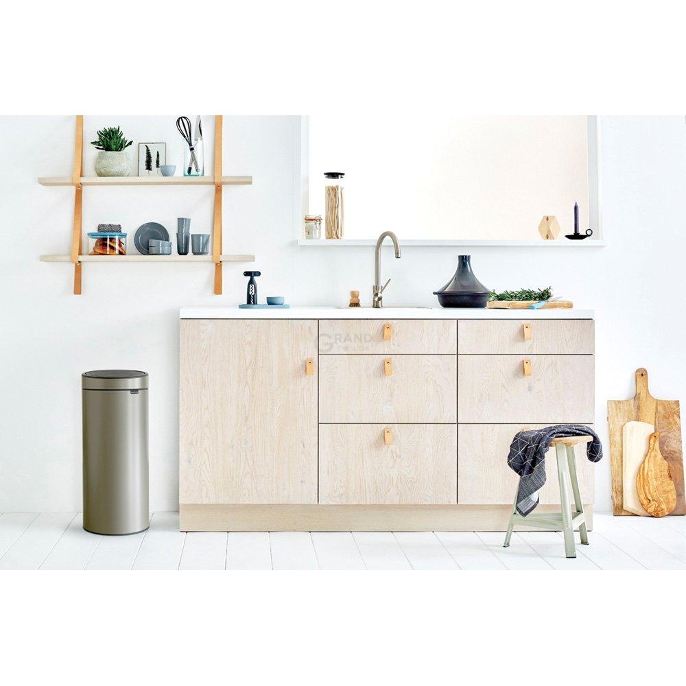 Brabantia Мусорный бак 30 л платиновый Touch Bin | https://grandposuda.com.ua