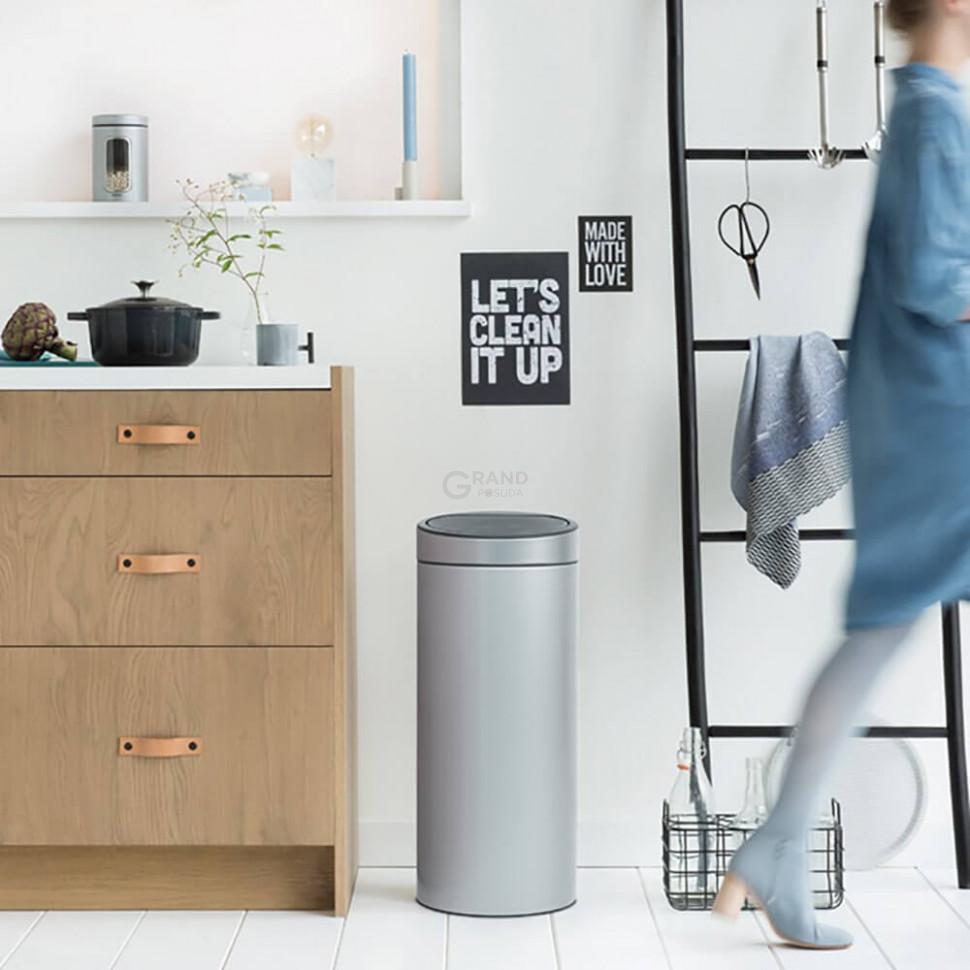 Brabantia Мусорный бак 30 л серый металлик Touch Bin | https://grandposuda.com.ua