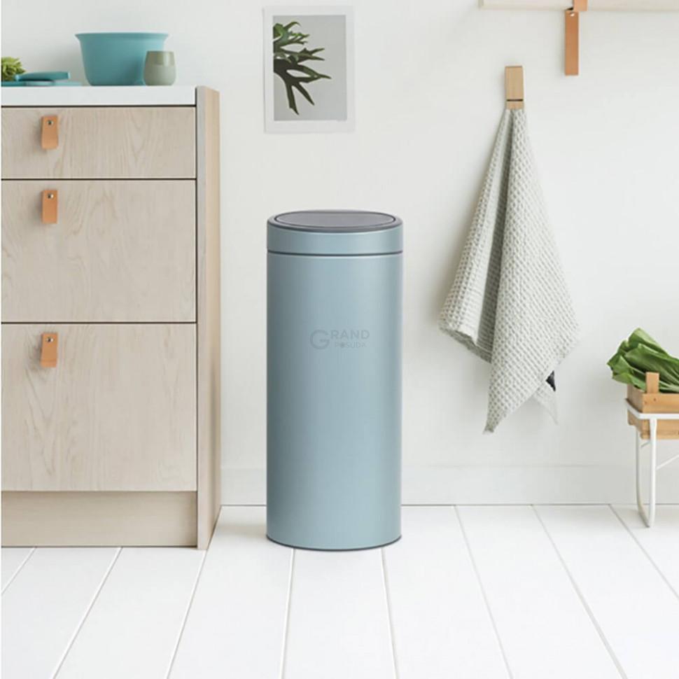 Brabantia Мусорный бак 30 л мятный металлик Touch Bin | https://grandposuda.com.ua