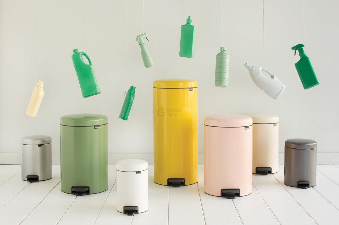Brabantia Мусорный бак с педалью 12 л бесшумный минерально-золотой NewIcon | https://grandposuda.com.ua