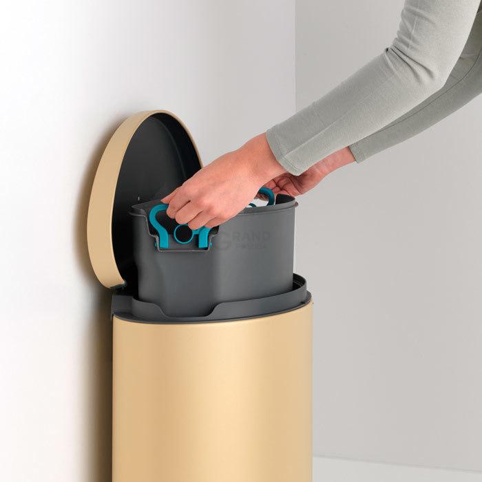 Brabantia Мусорный бак с педалью 30 л, бесшумный минерально-золотой Flatback+ | https://grandposuda.com.ua