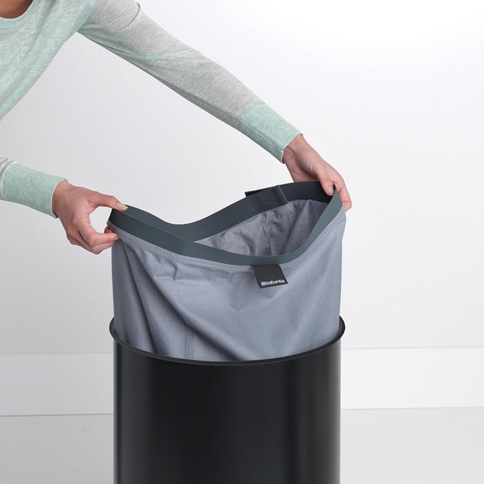 Brabantia Бак для белья (60л) черный с пробковой крышкой | https://grandposuda.com.ua