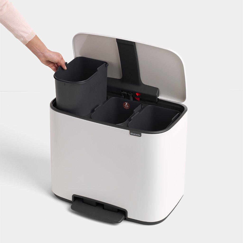 Brabantia Сміттєвий бак з педаллю 3х11 л білий трисекційний Pedal Bin Bo | https://grandposuda.com.ua