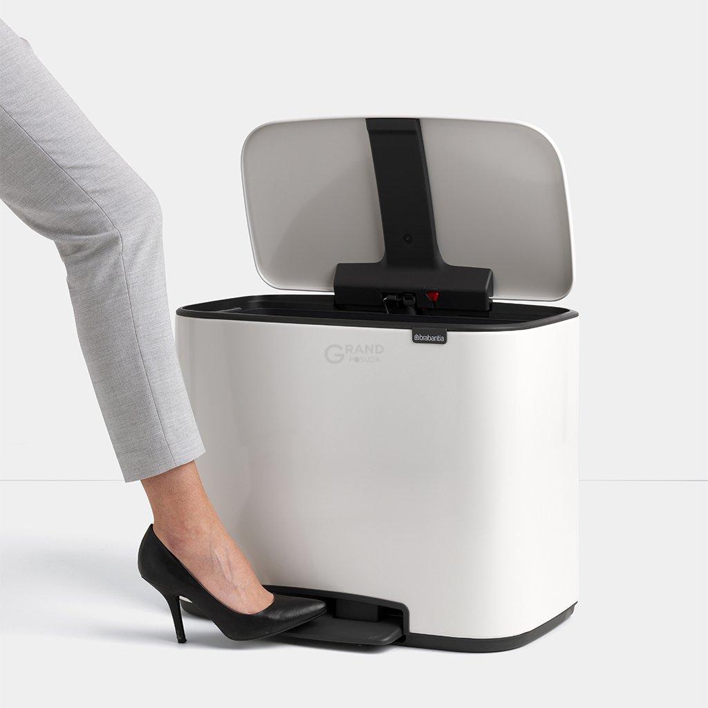 Brabantia Сміттєвий бак з педаллю 3х11 л білий трисекційний Pedal Bin Bo | https://grandposuda.com.ua