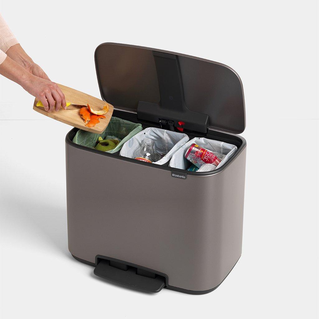 Brabantia Сміттєвий бак з педаллю 3х11 л платиновий трисекційний Pedal Bin Bo | https://grandposuda.com.ua