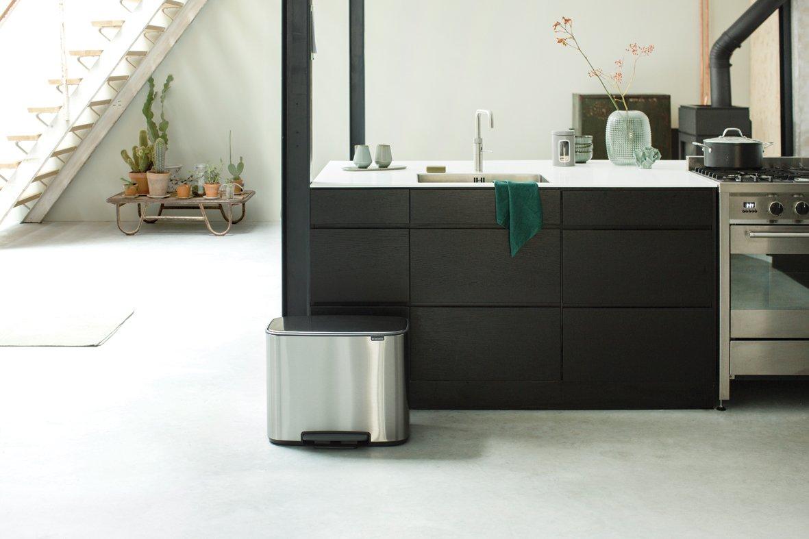 Brabantia Мусорный бак с педалью, 36 л стальной матовый Pedal Bin Bo | https://grandposuda.com.ua