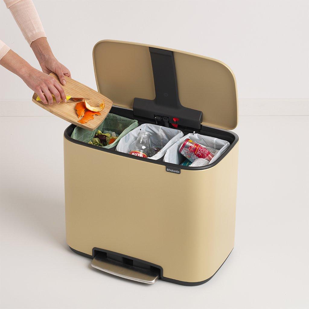 Brabantia Мусорный бак с педалью 3х11 л золотой трехсекционный Pedal Bin Bo | https://grandposuda.com.ua