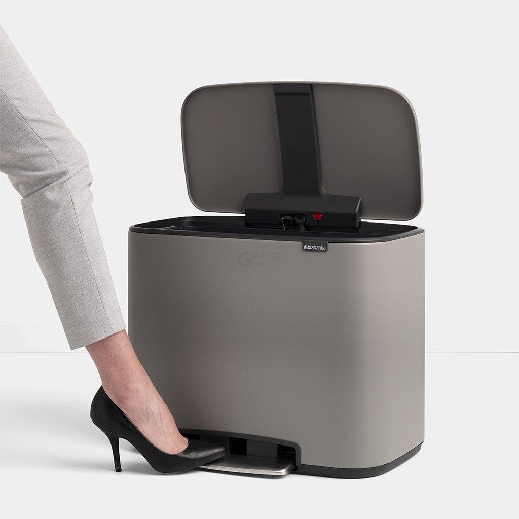 Brabantia Мусорный бак с педалью 3х11 л серый трехсекционный Pedal Bin Bo | https://grandposuda.com.ua