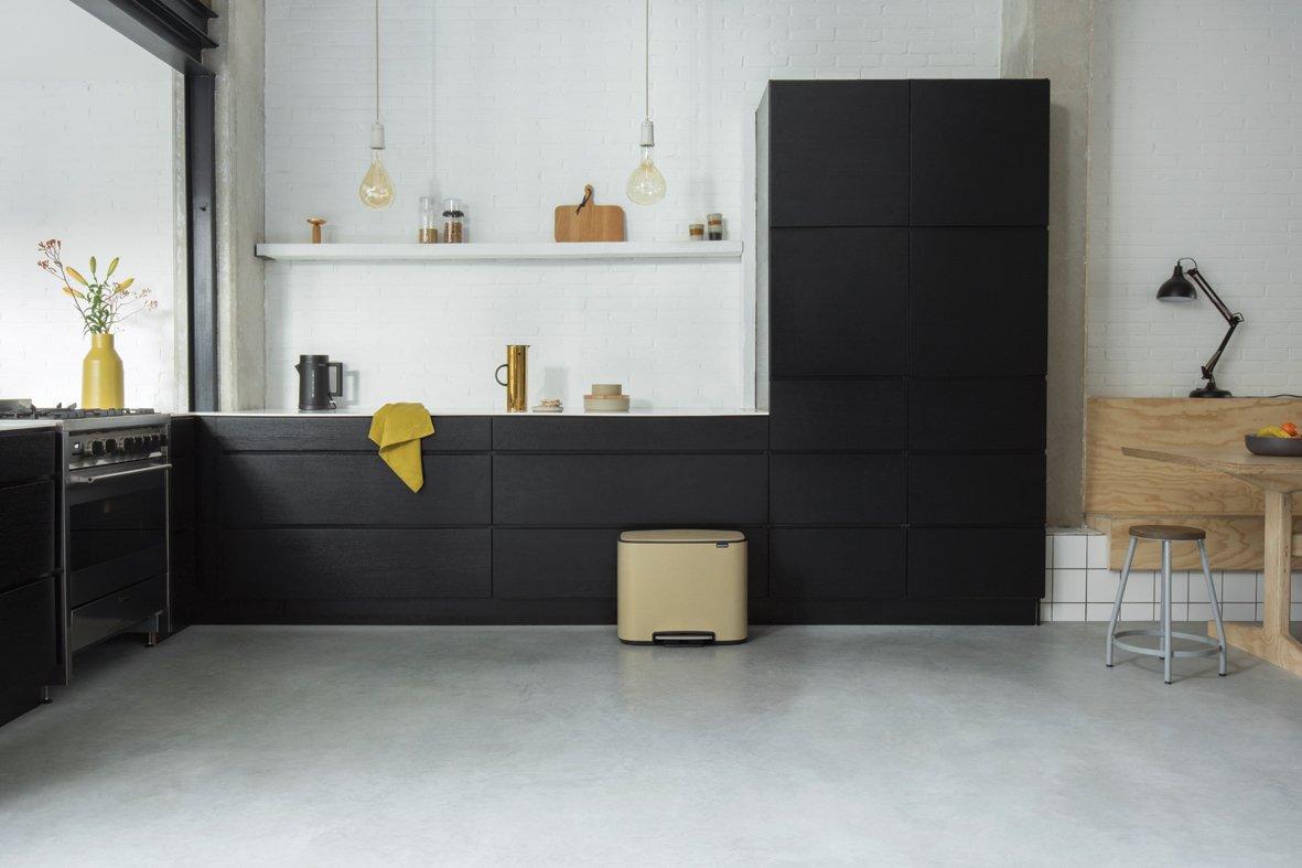 Brabantia Мусорный бак с педалью, 36 л золотой Pedal Bin Bo | https://grandposuda.com.ua