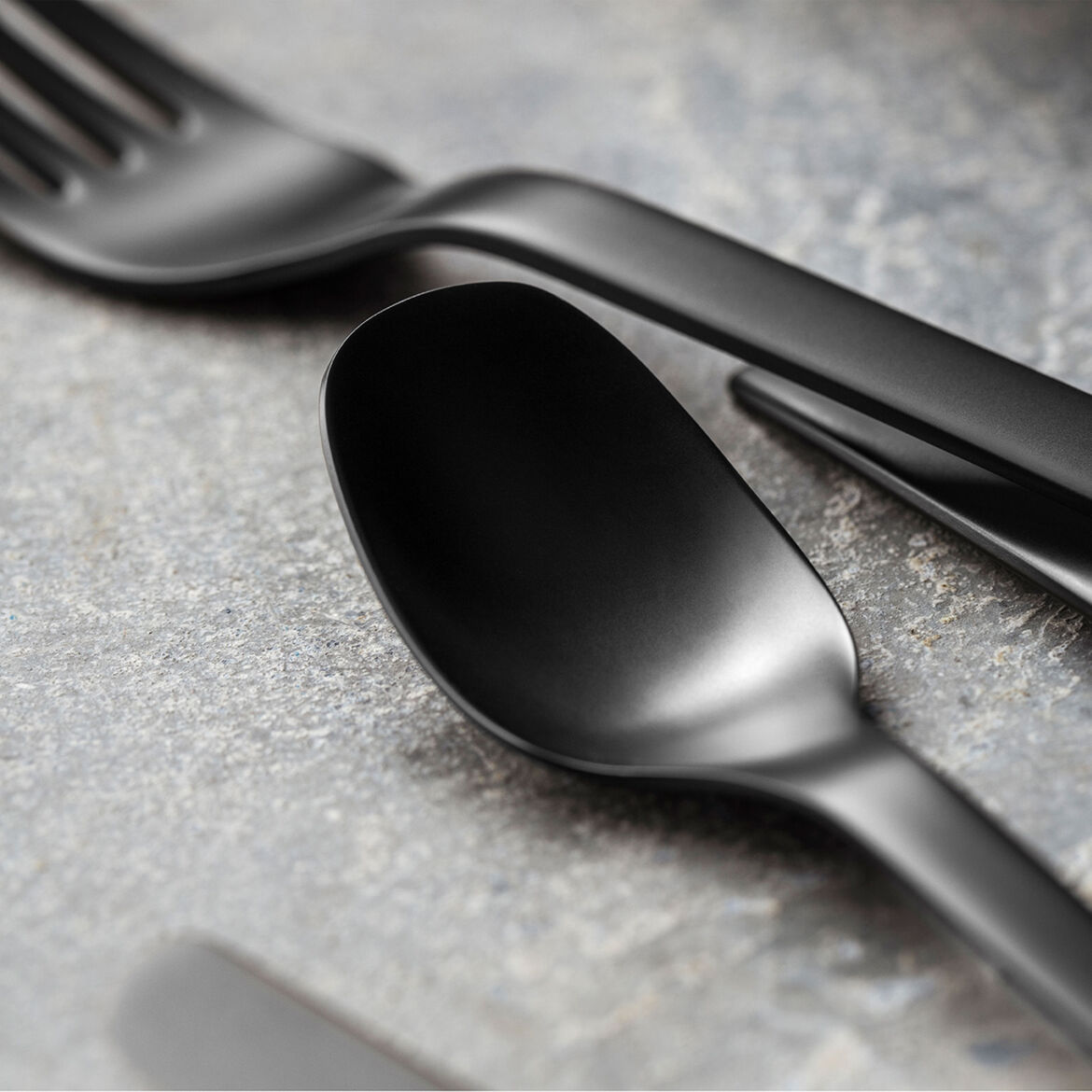 Villeroy & Boch Набір столових приборів 16 предметів Black Manufacture Rock | https://grandposuda.com.ua