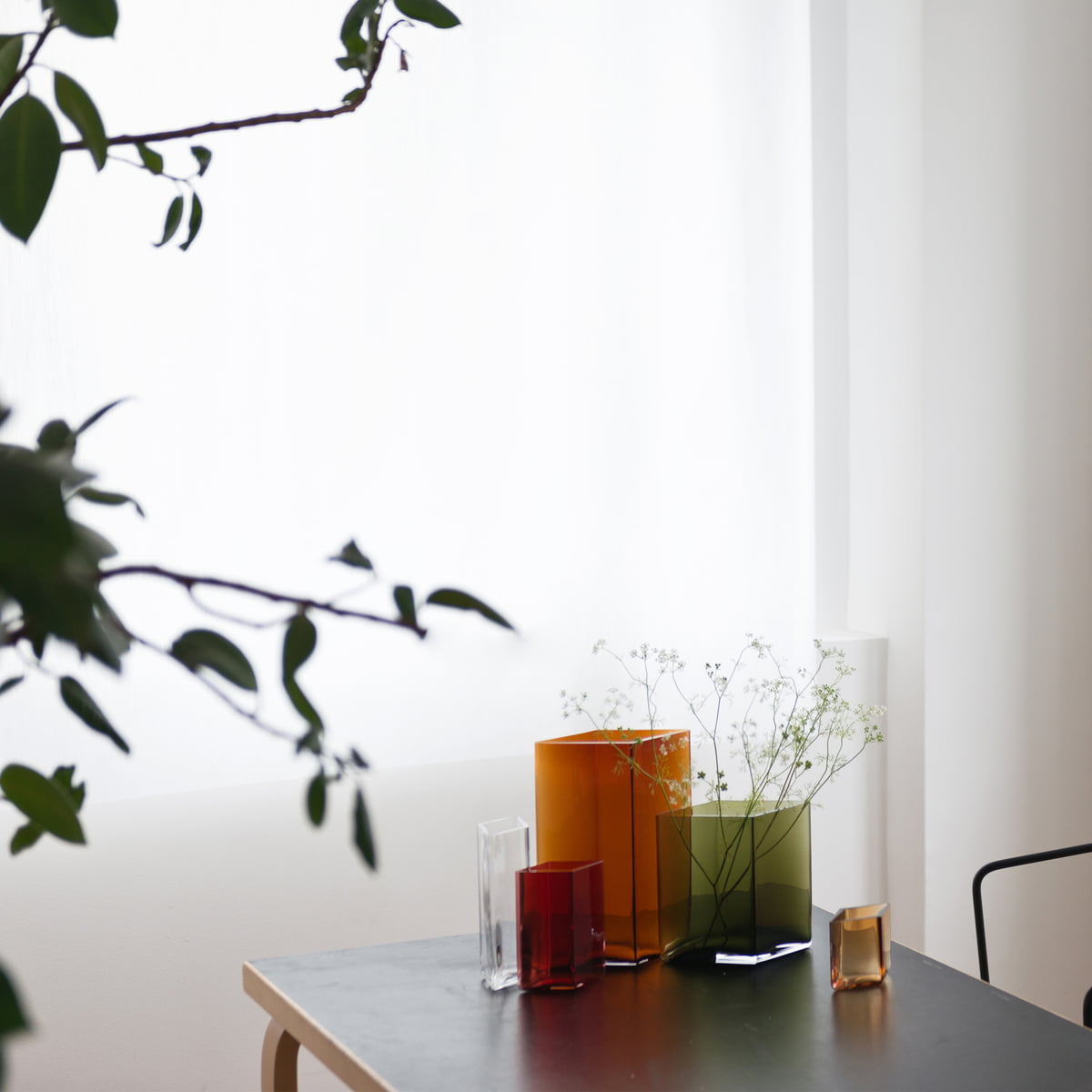 Iittala Ваза 18х11,5х11,5 см сіра Ruutu | https://grandposuda.com.ua