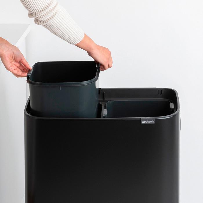 Brabantia Сміттєвий бак з ніжками 2х30 л чорний матовий Bo Touch Bin | https://grandposuda.com.ua