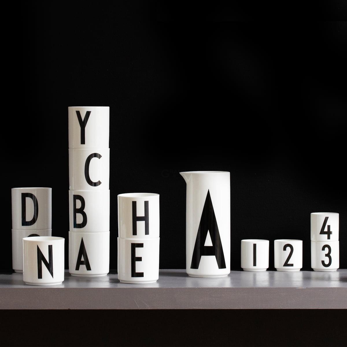 Design Letters Чашка R 325 мл черная AJ Porzellan Becher | https://grandposuda.com.ua