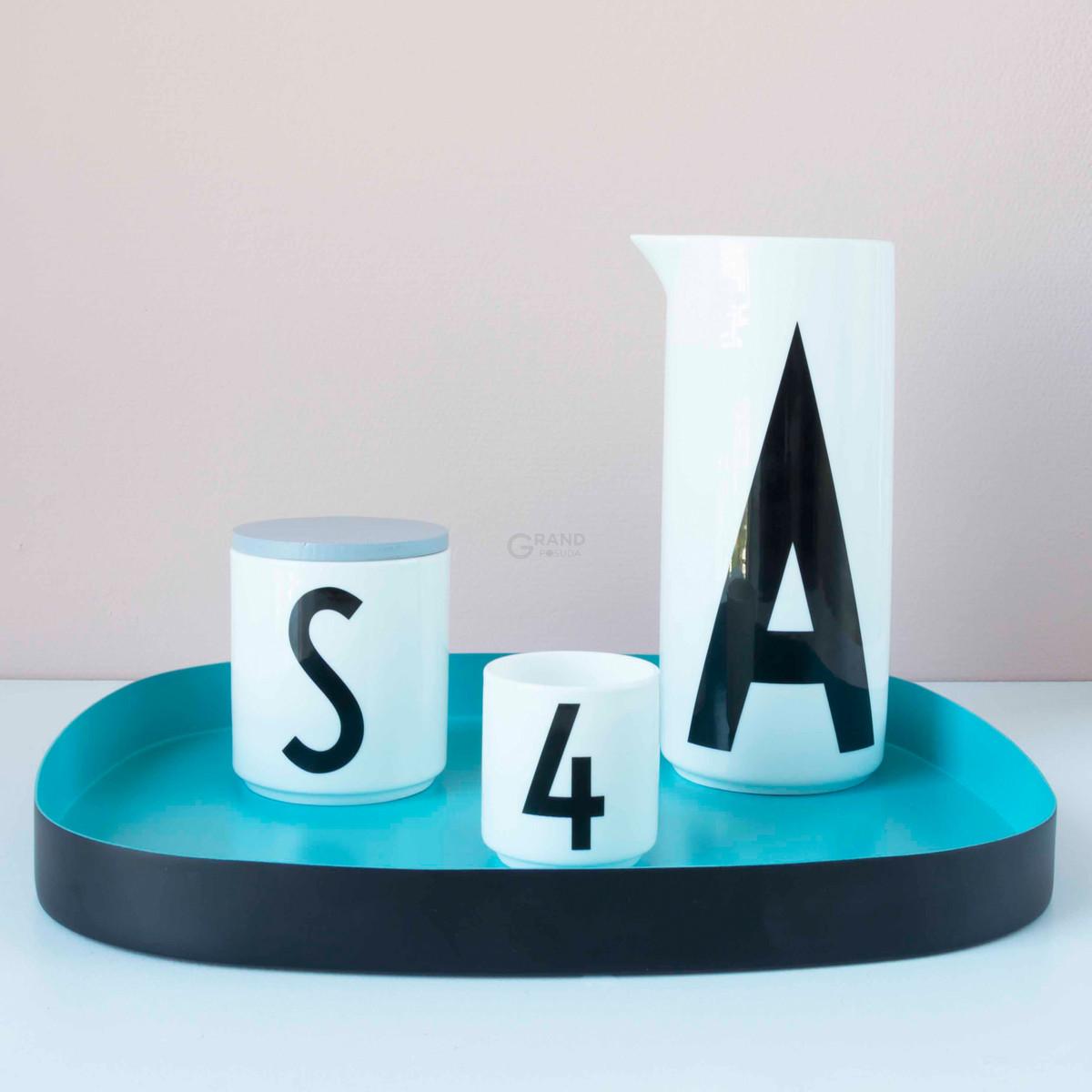 Design Letters Поднос 29x33 см мятно-зеленый Television Tablett | https://grandposuda.com.ua