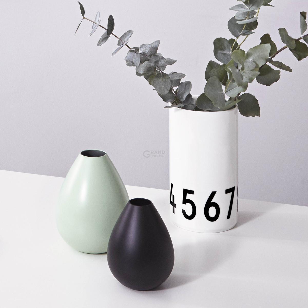 Design Letters Ваза 15 см чорна Royal Vase | https://grandposuda.com.ua