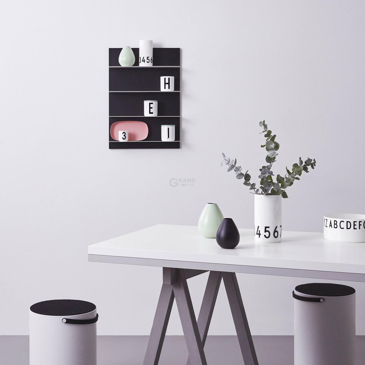 Design Letters Ваза 15 см чорна Royal Vase | https://grandposuda.com.ua