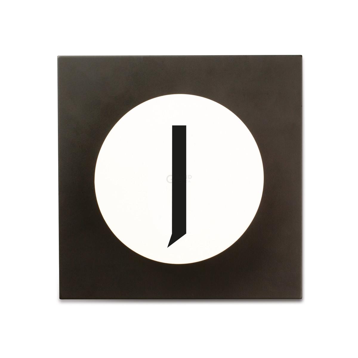 Design Letters Гачки для одягу J 14x14x9 см чорно-білі Hook2 Letter Wandhaken | https://grandposuda.com.ua