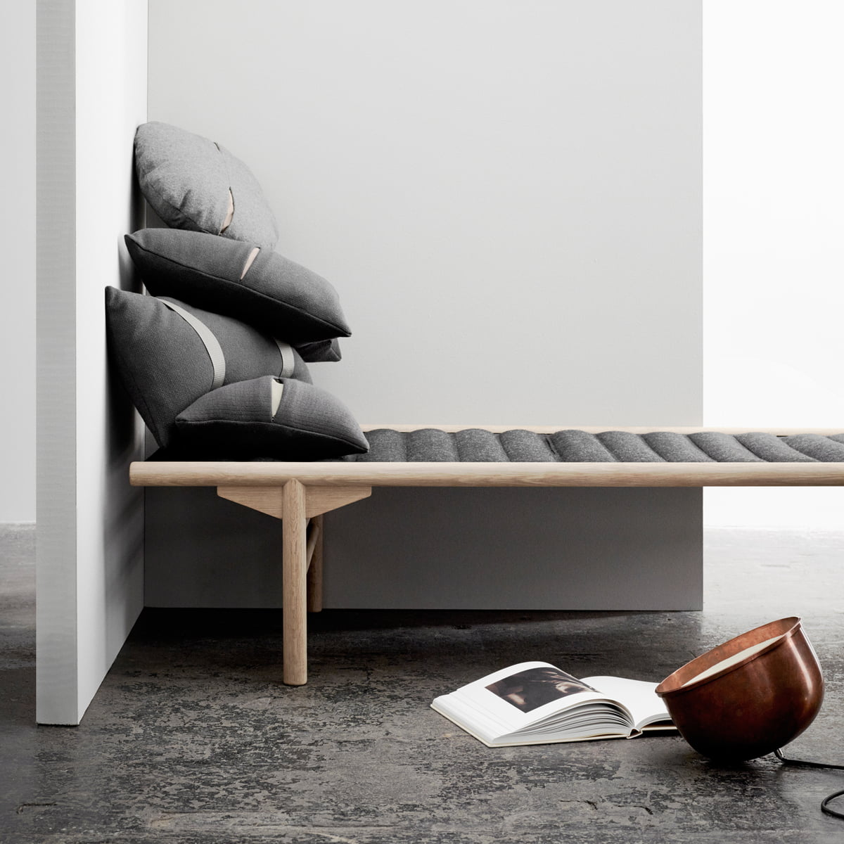 Ліжко 40x80x180 см дерево / світло-сіра Daybed Menu | https://grandposuda.com.ua