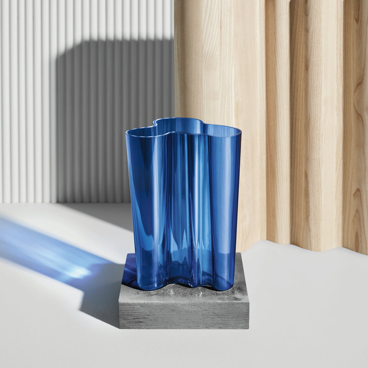 Iittala Ваза 22 см біла Aalto | https://grandposuda.com.ua