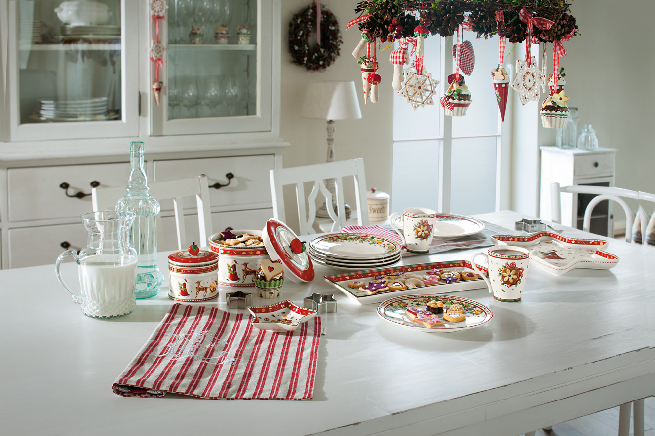 Villeroy & Boch Блюдо в форме звезды, среднее 'Елка' 24,5 см Winter Bakery Delight | https://grandposuda.com.ua