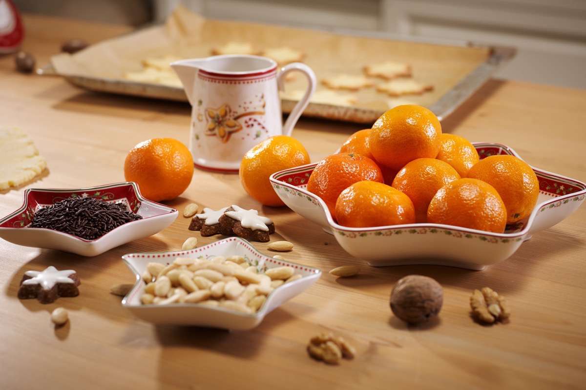 Villeroy & Boch Блюдо в форме звезды, среднее 'Елка' 24,5 см Winter Bakery Delight | https://grandposuda.com.ua