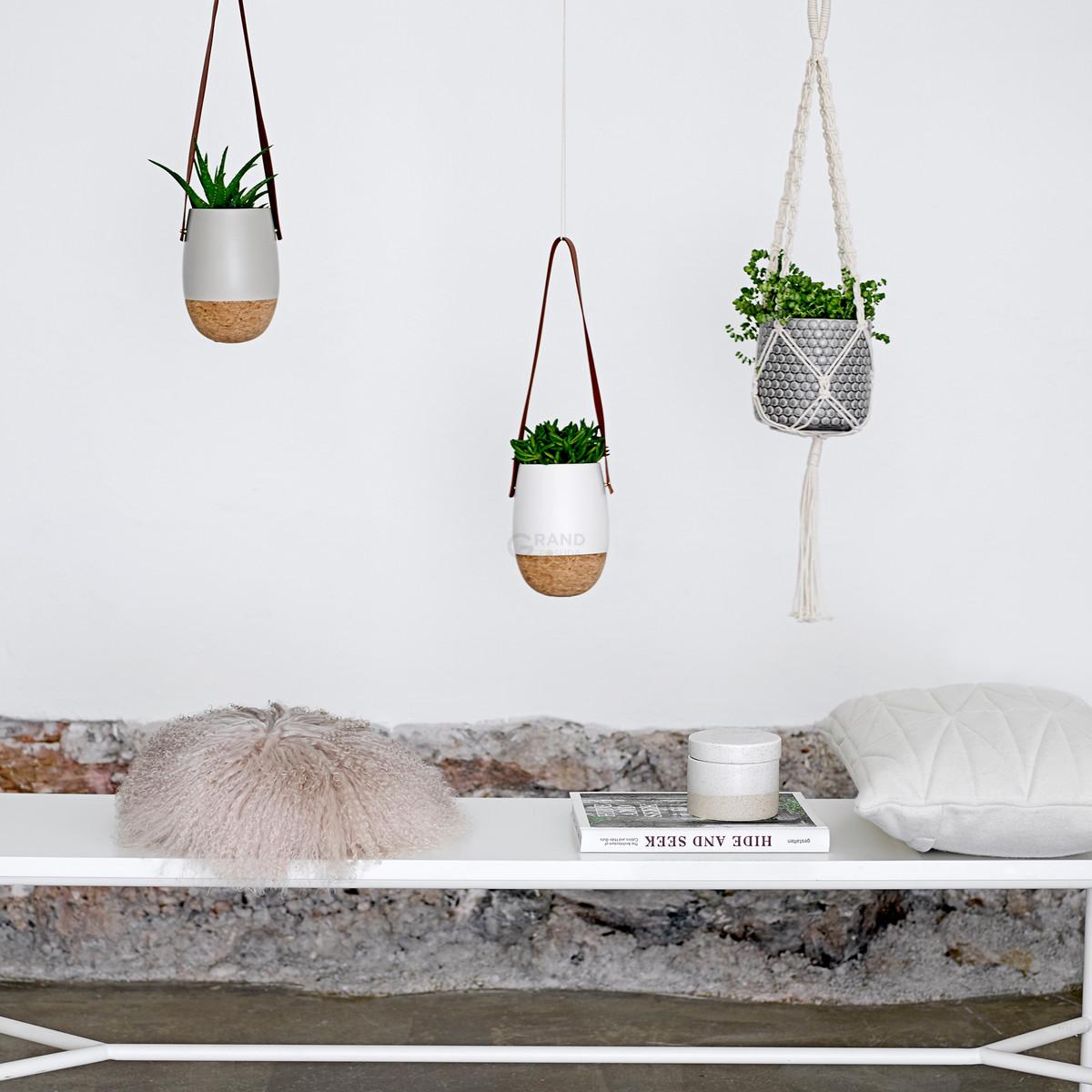 Bloomingville Декоративна подушка 12x40x40 см коричнева Lammfell-Kissen | https://grandposuda.com.ua