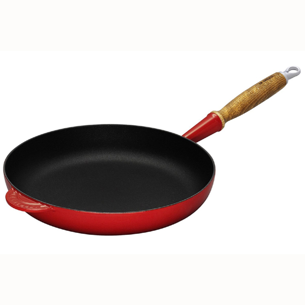 Le Creuset Сковорода 28 см с деревянной ручкой, бордовая | https://grandposuda.com.ua