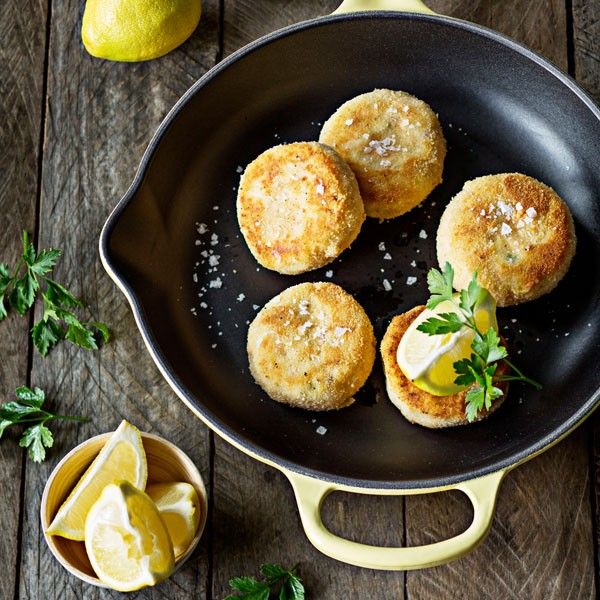 Le Creuset Сковорода чавунна 23 см, жовта | https://grandposuda.com.ua