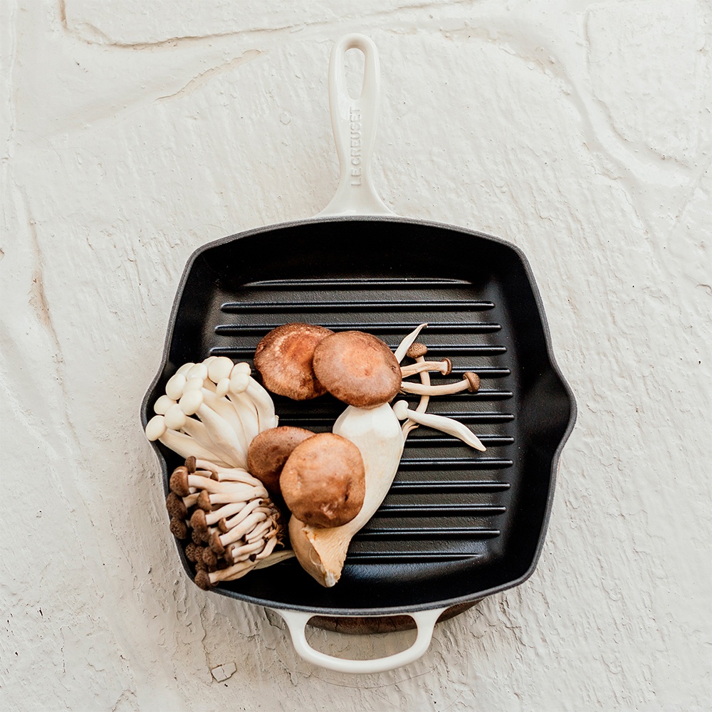 Le Creuset Сковорода-гриль 44,3 х 29,9 см меренга Meringue | https://grandposuda.com.ua