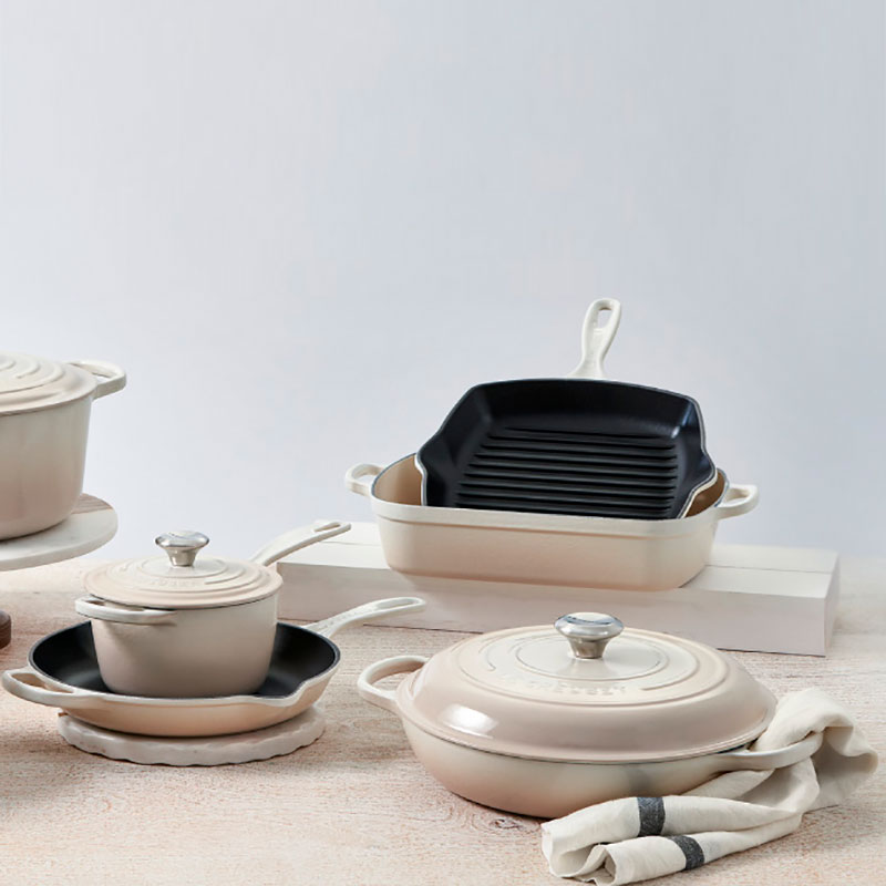 Le Creuset Сковорода 26 см Meringue | https://grandposuda.com.ua